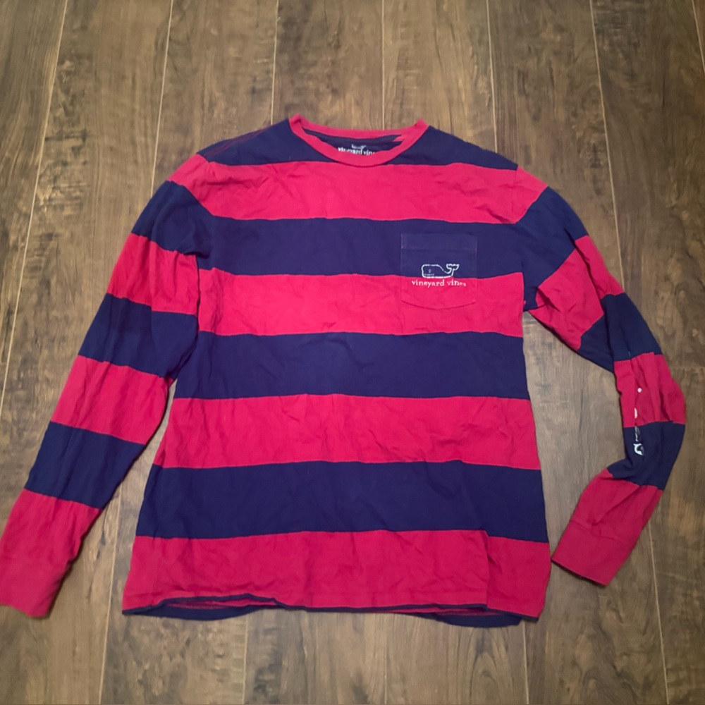 Vineyard Vines Hot pink and Navy Striped Shirt medium